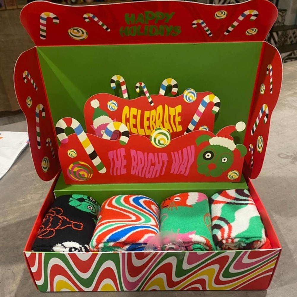 INSTANT gift- wrapped and ready- I ship FAST! HAPPY SOCKS - unisex and FUN❤️💚